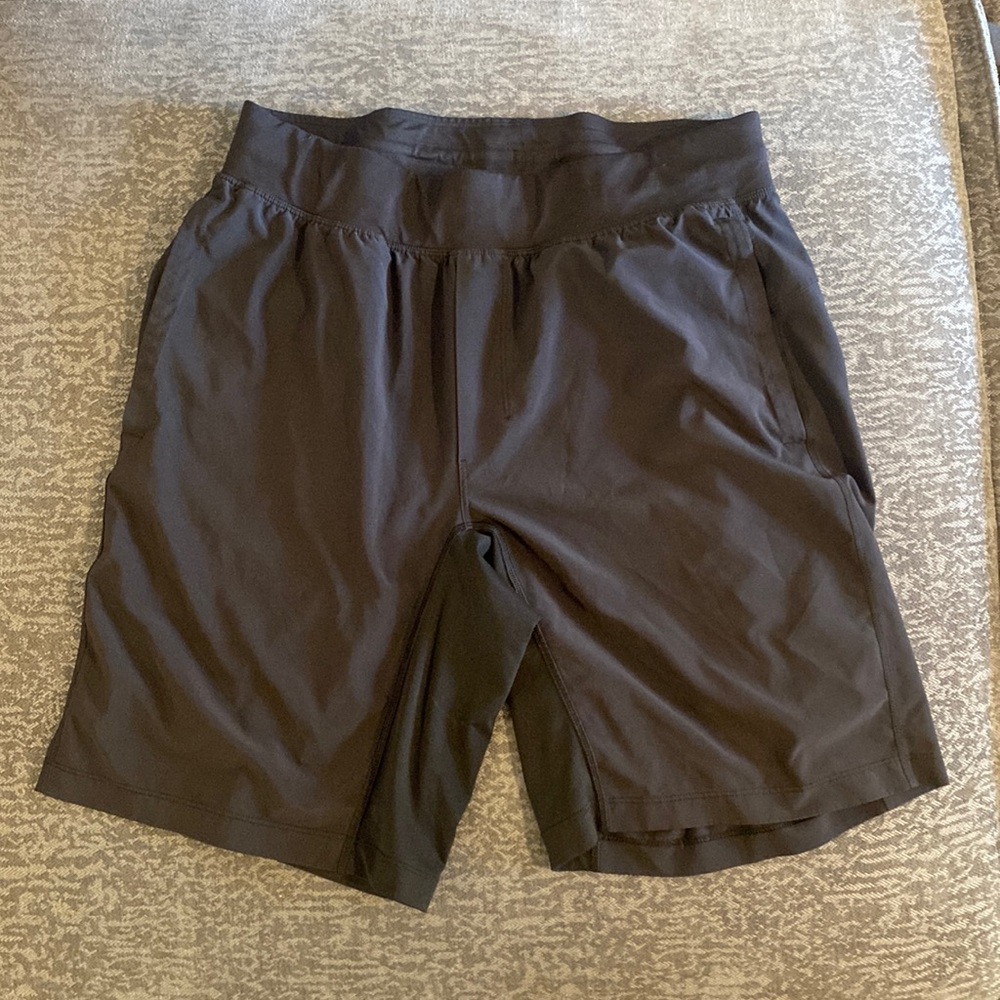 Men’s Lululemon shorts